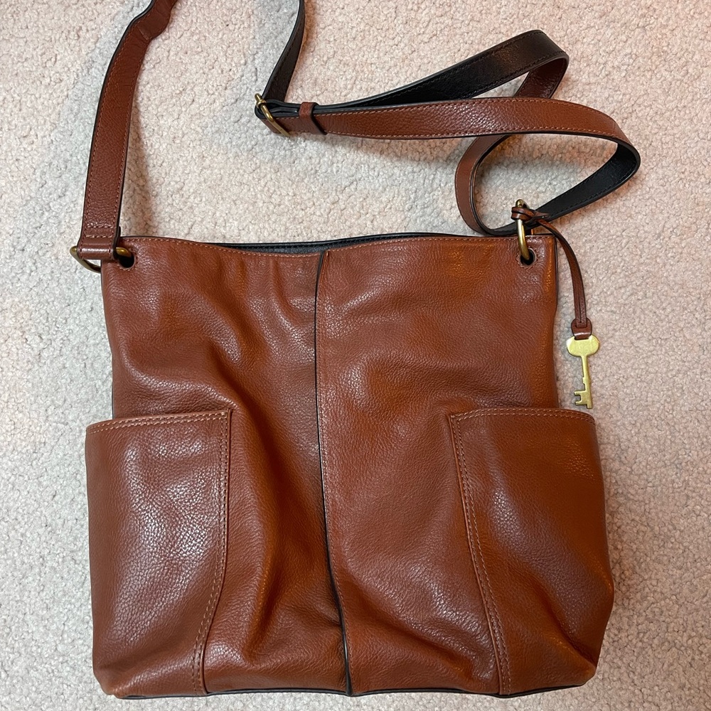 Fossil like new leather bag large